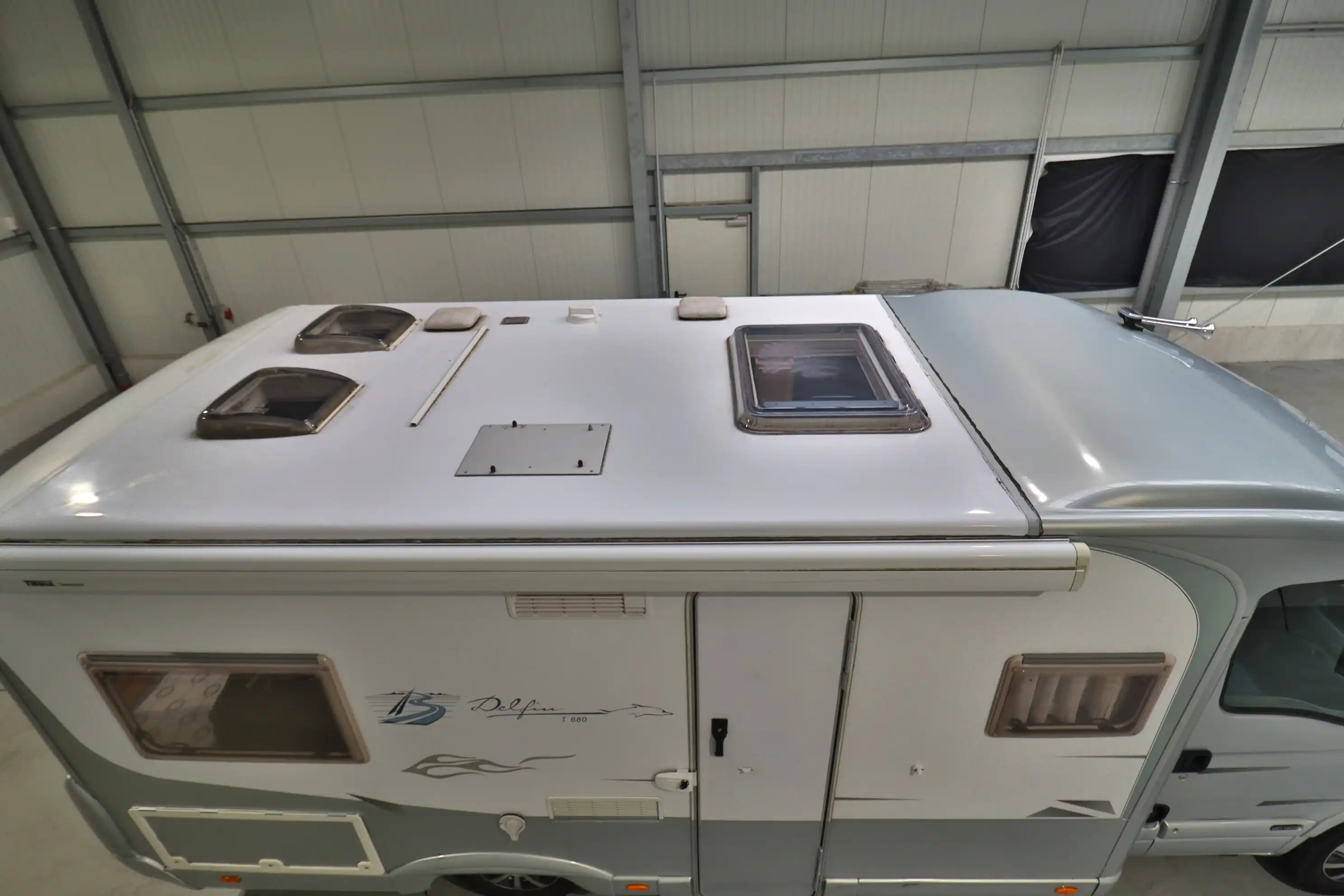 BUERSTNER Delfin T 680  - Ansicht 4